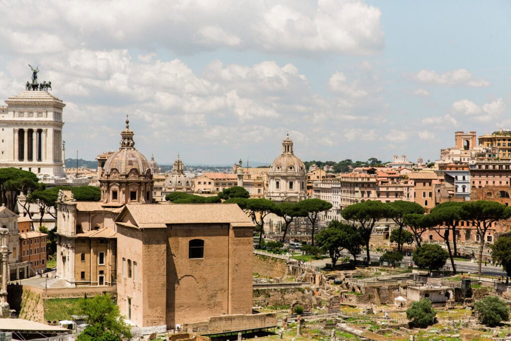 the roman forum and capital building in Rome